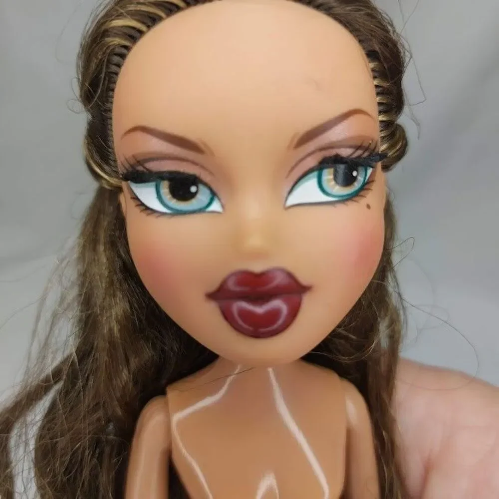Bratz Wild Wild West Yasmin Doll Cowgirl 2001 & 2001 Yasmin Doll Nude 2